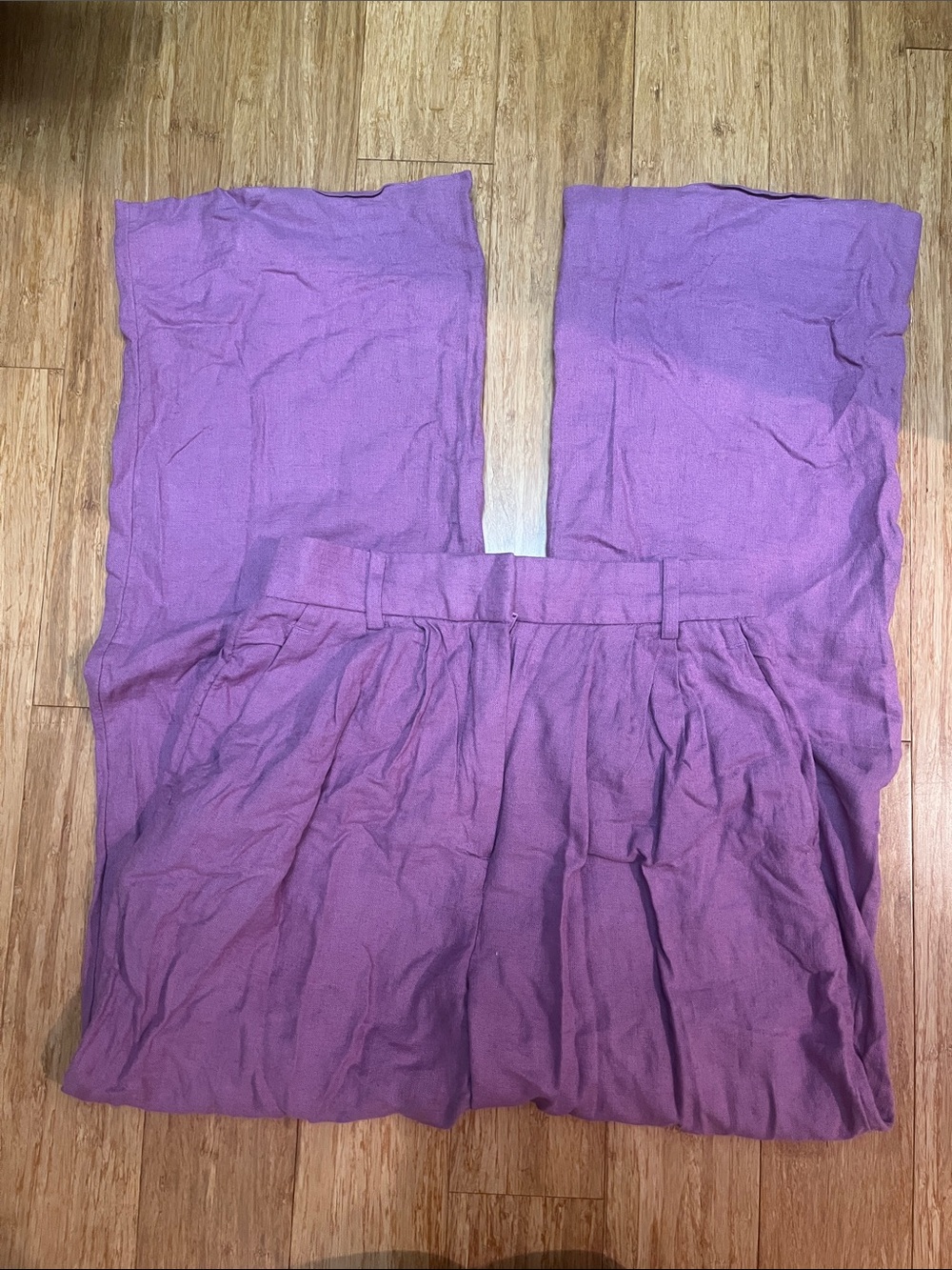 Lilac Pleated linen trousers